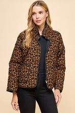 Load image into Gallery viewer, Cheetah Print Front Zip Up Jacket