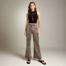 Load image into Gallery viewer, Leopard Print Flare Jeans with Pockets