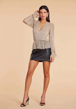 Load image into Gallery viewer, Champange Shimmery Top