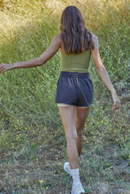 Load image into Gallery viewer, S1052N | RUN UP SQUARE TANK: ML / Asphalt Gray