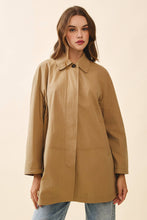 Load image into Gallery viewer, Relaxed Fit Classix Spread Collar Utility Jacket
