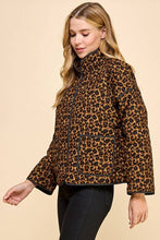 Load image into Gallery viewer, Cheetah Print Front Zip Up Jacket
