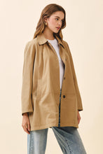 Load image into Gallery viewer, Relaxed Fit Classix Spread Collar Utility Jacket
