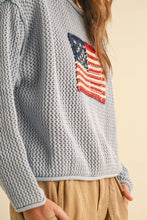 Load image into Gallery viewer, Vintage Flag USA Sweater
