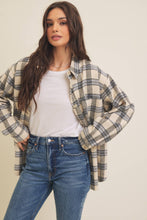 Load image into Gallery viewer, BRUSHED PLAID BUTTON-DOWN SHACKET
