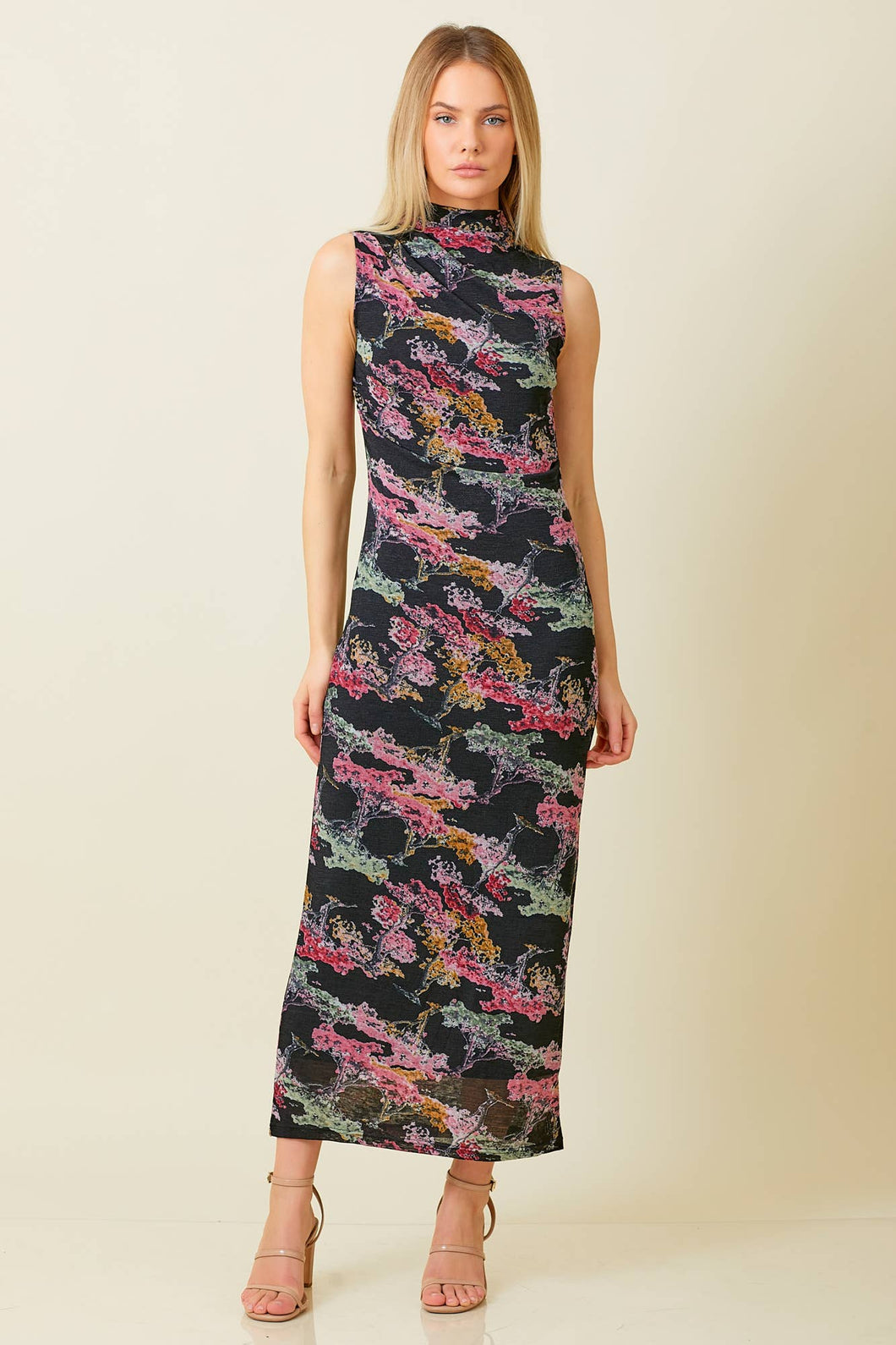 Shelly Sleeveless Maxi