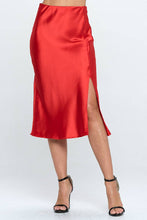 Load image into Gallery viewer, Red Solid Satin Midi Skirt with Slit
