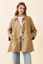 Load image into Gallery viewer, Relaxed Fit Classix Spread Collar Utility Jacket
