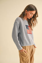 Load image into Gallery viewer, Vintage Flag USA Sweater
